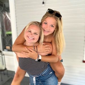 Meet your Posher, Alaina